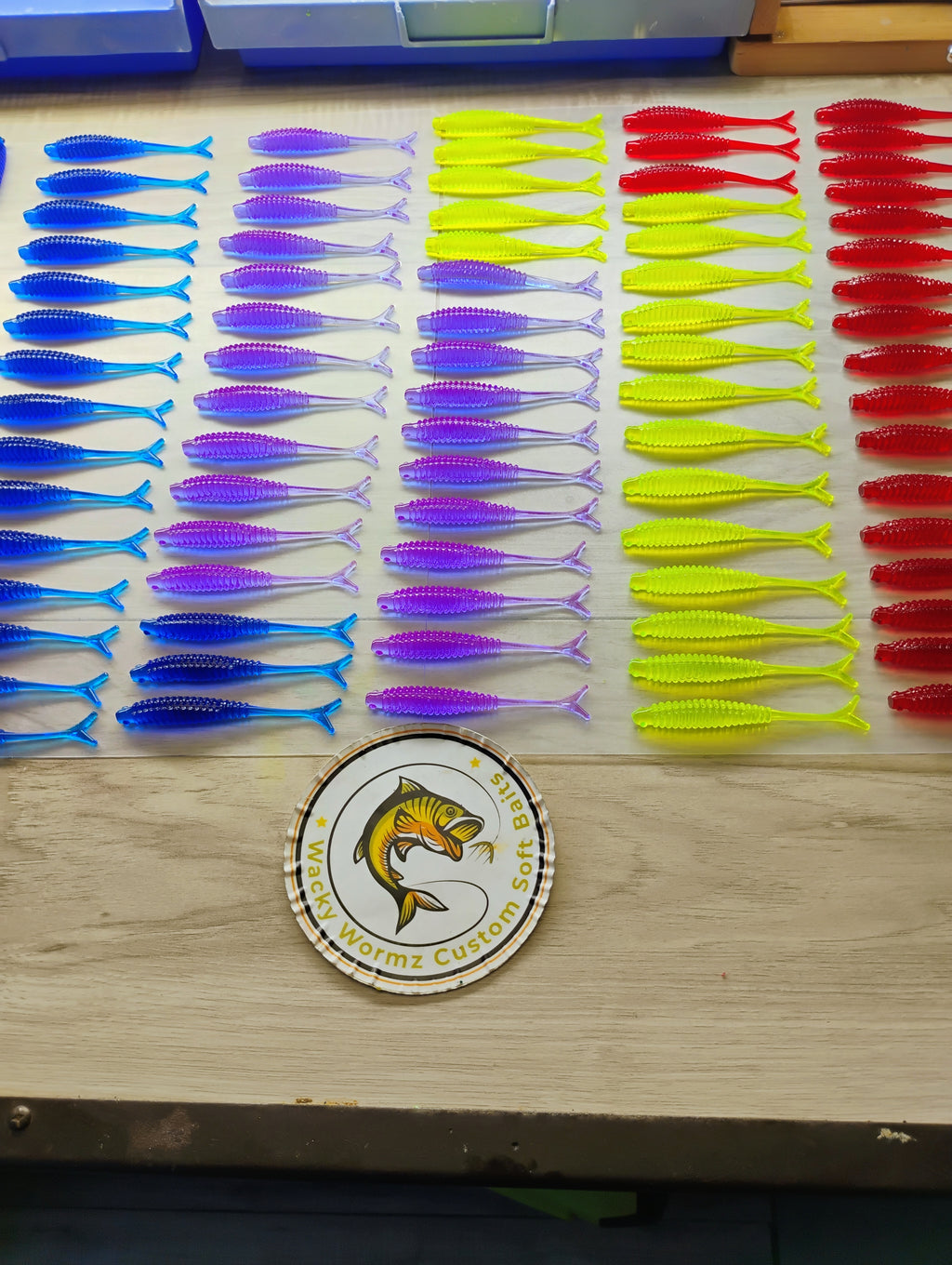 Wackys 3.5"Striketail Neon Series. 6 pack (Floating)