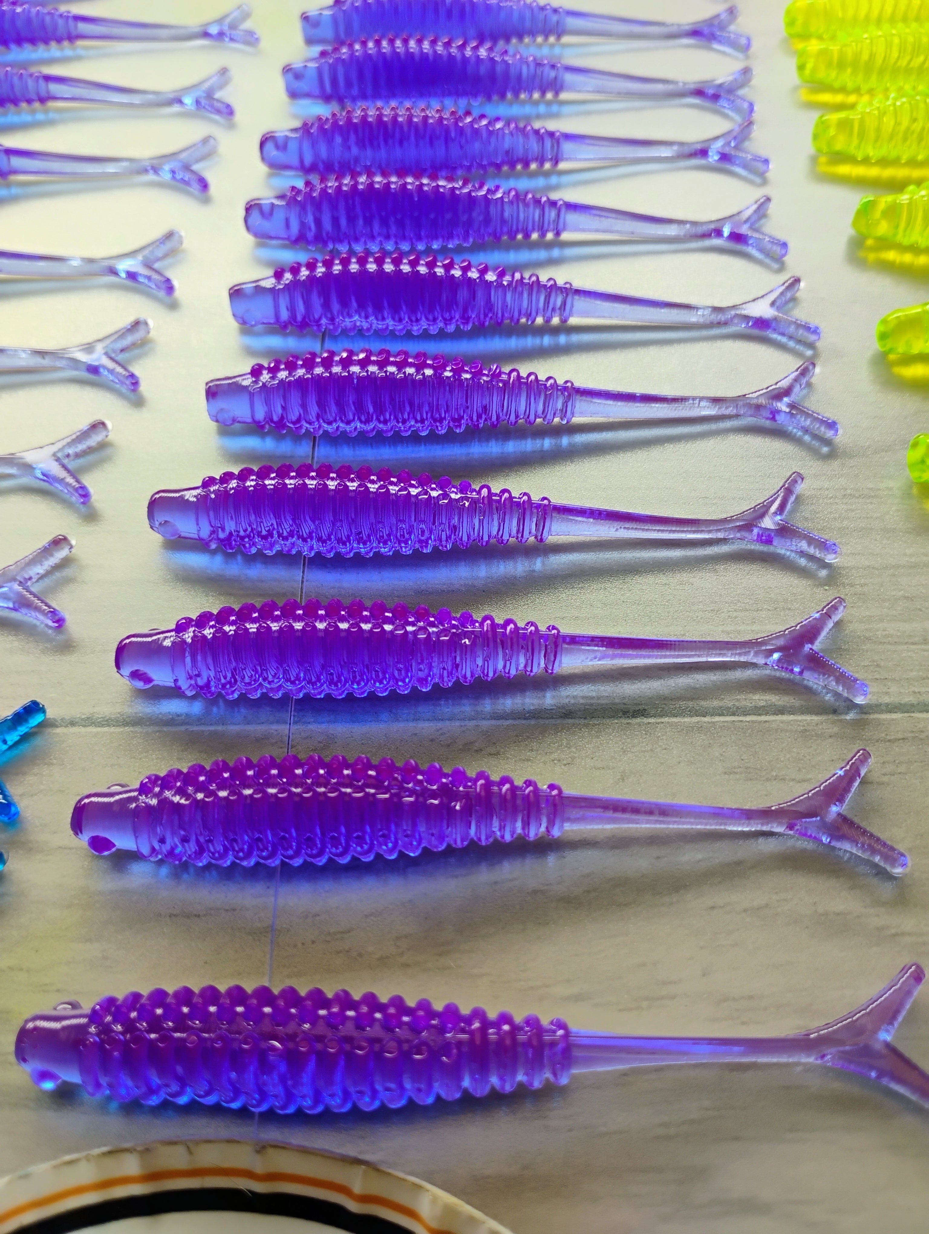 Wackys 3.5"Striketail Neon Series. 6 pack (Floating)