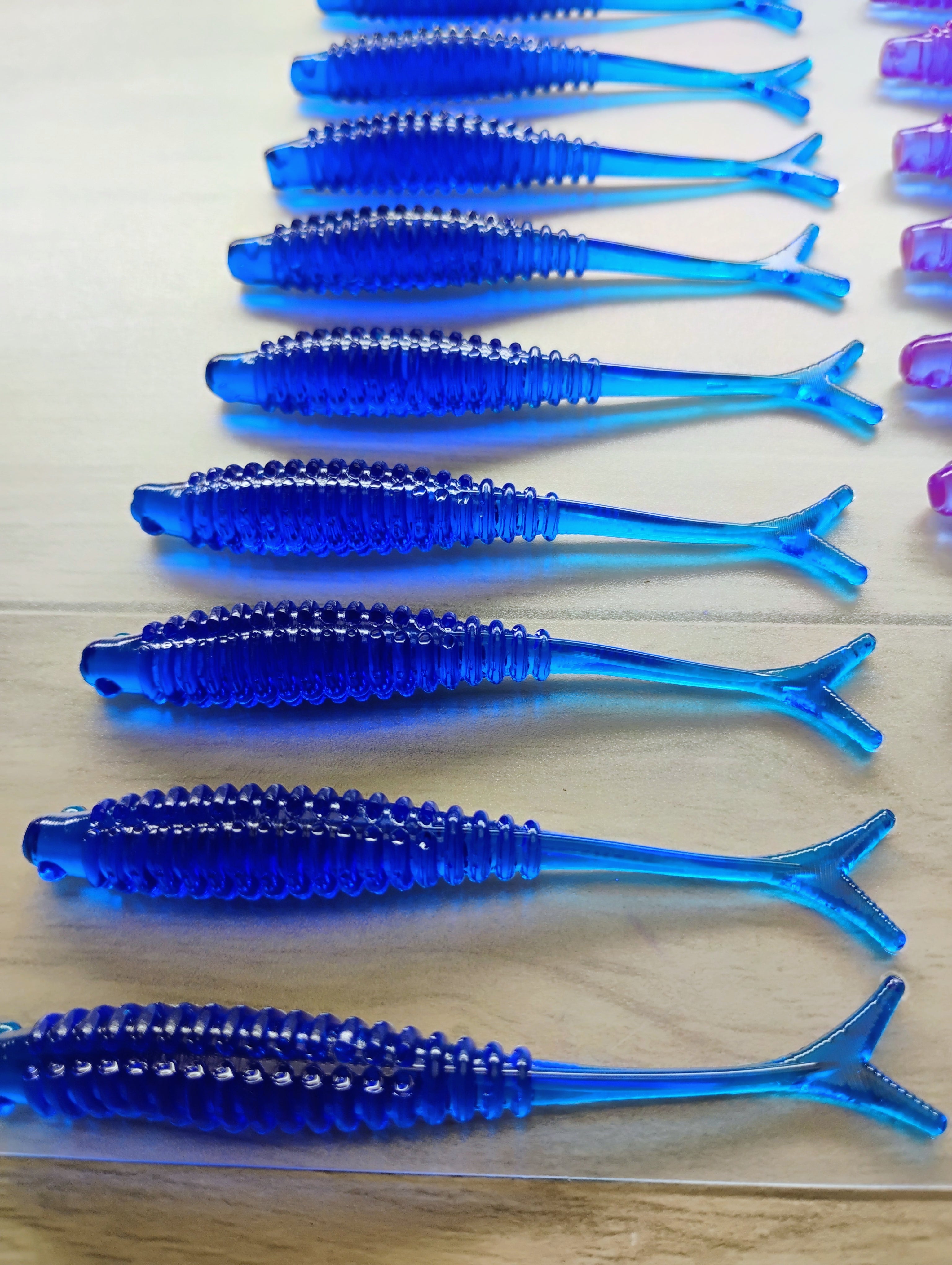 Wackys 3.5"Striketail Neon Series. 6 pack (Floating)